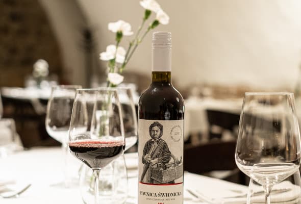 Wino Domowe Czerwone Piwnica Świdnicka